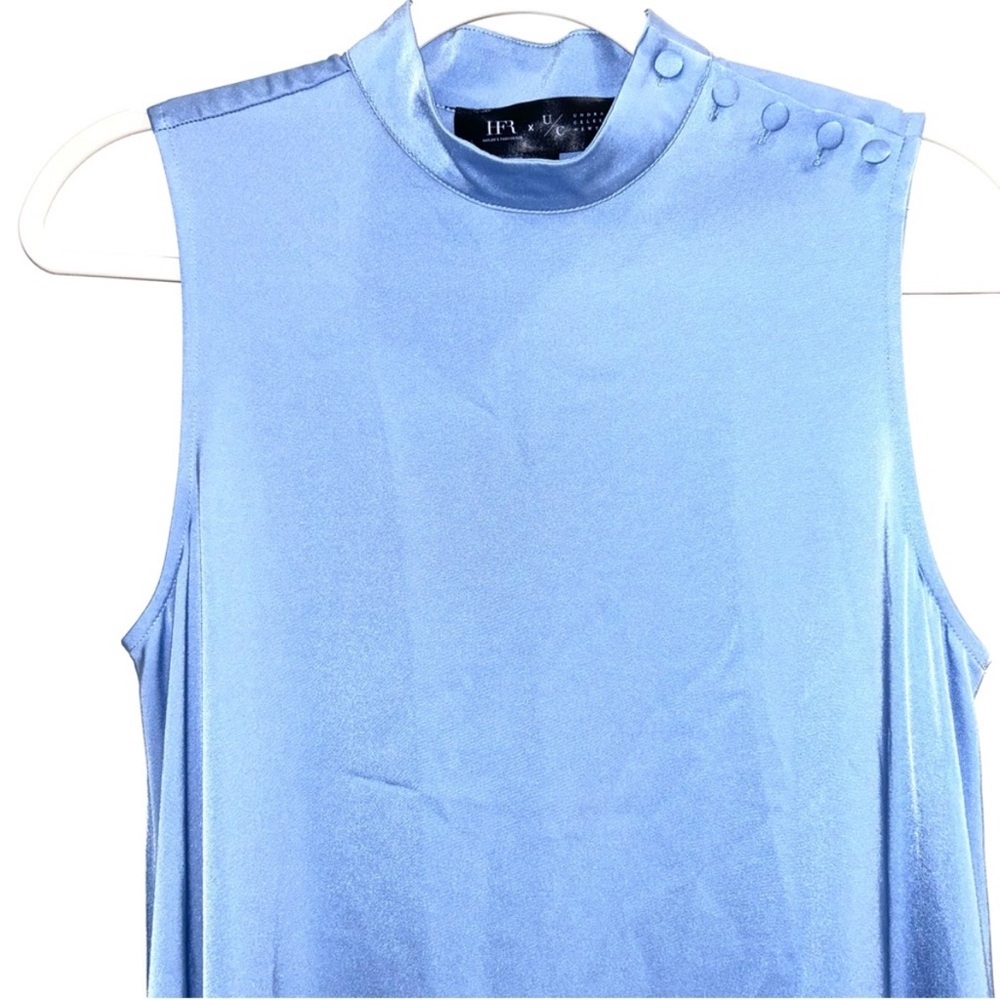 Elegant Blue Sleeveless Midi Dress - Picture 2 of 5